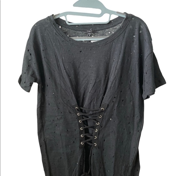 IRIS Black Short Sleeves Perforated Small Jr TShirt BNWT - Picture 4 of 5